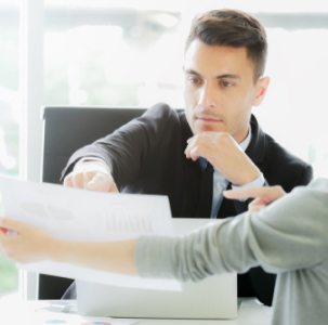 7 Key Accounts Receivable Metrics That Are Important to Track